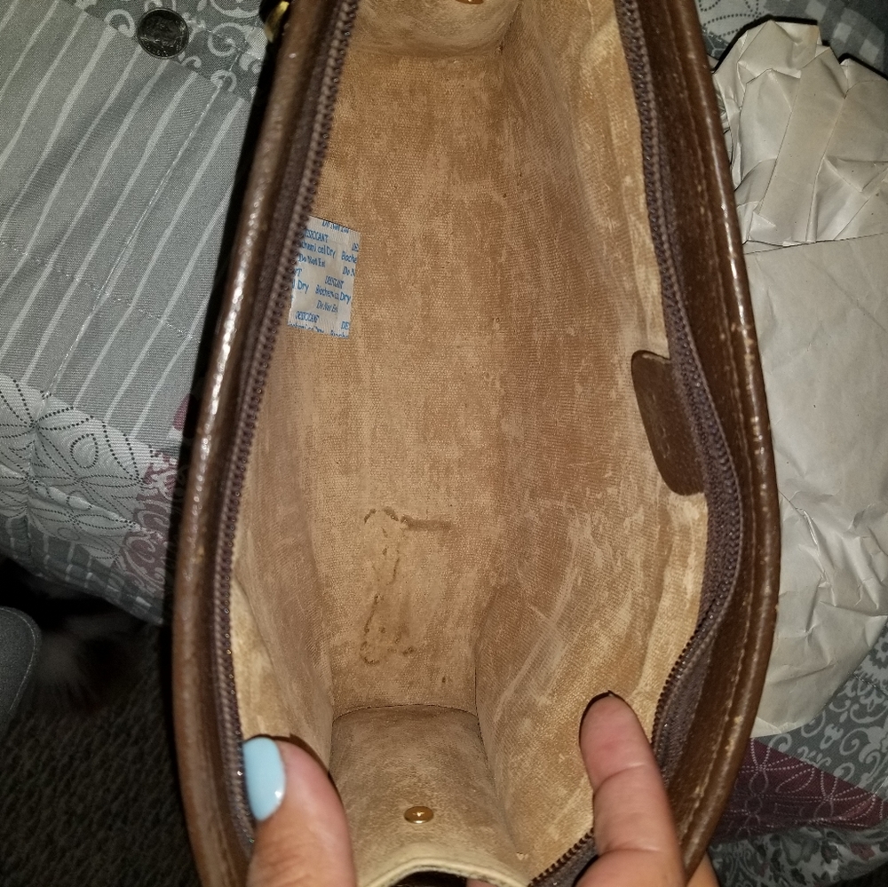 Vintage Authentic Gucci Purse - Picture 5 of 10
